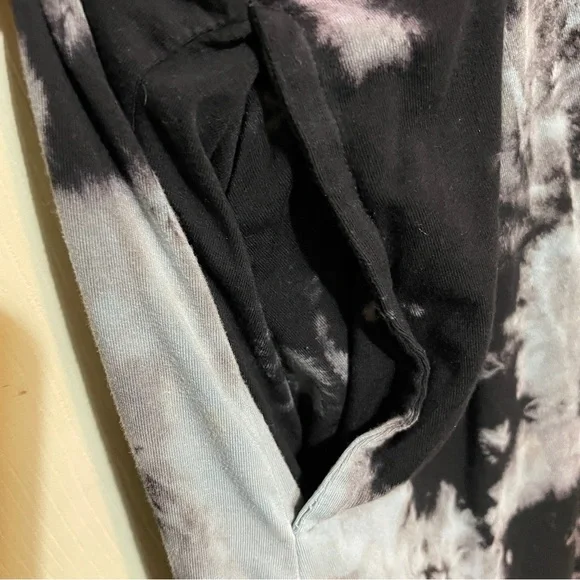 Torrid Mini Super Soft Knits Trapeze V-Neck Dress Tie dye black Plus Size 5X - Picture 11 of 15